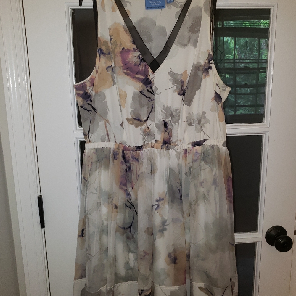 Simply Vera dress
